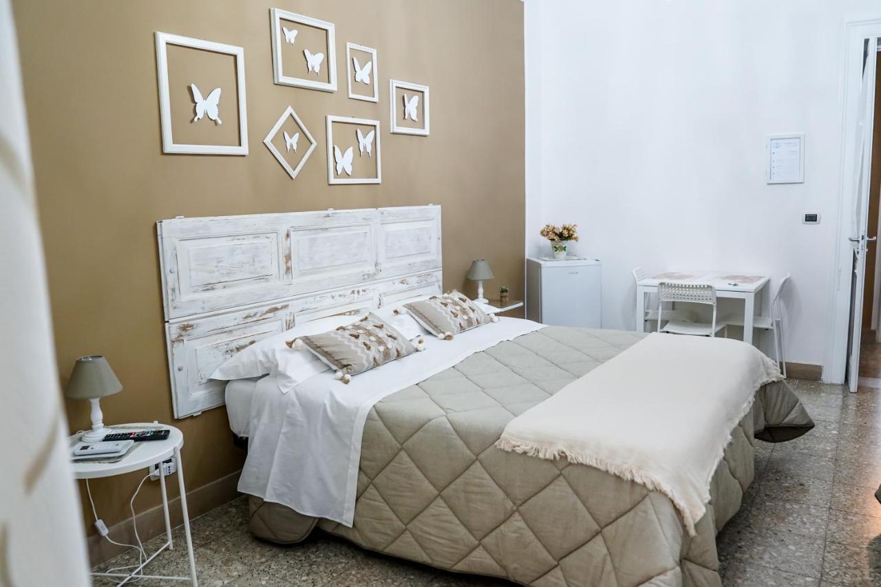 Il Mari Bed and Breakfast Taranto Exteriör bild